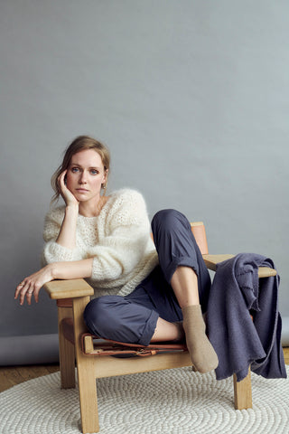 SUNIL HANDGESSTRICKTER PULLOVER