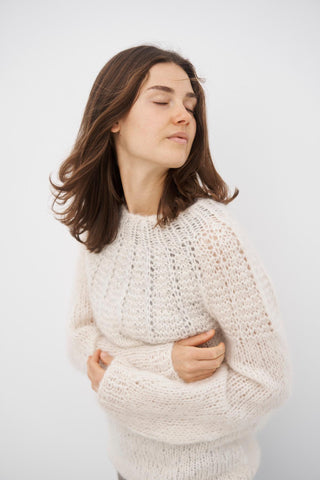 SUNIL HANDGESSTRICKTER PULLOVER