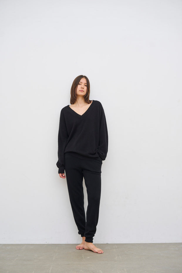AMARA PULLOVER