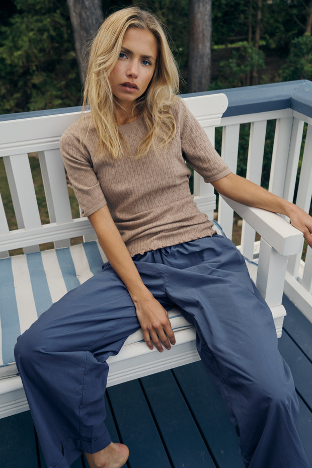 LAURA HOSE CASUAL