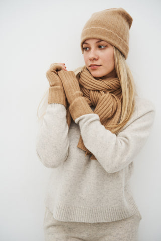 SARA SCHAL