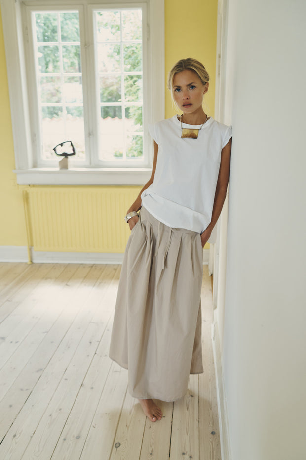 LAURA PLEATED ROCK