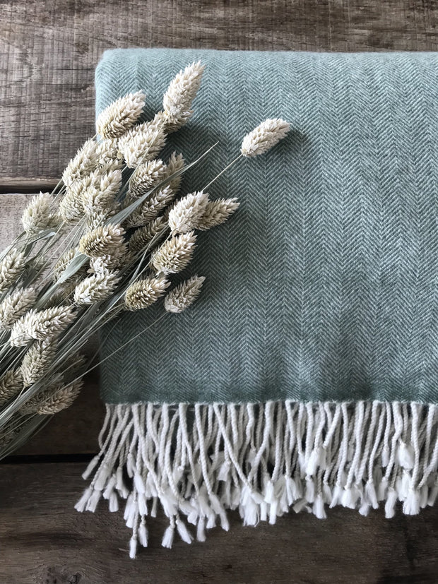 HERRINGBONE DECKE