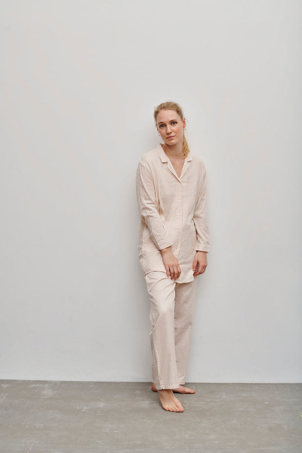 VIVIENNE LANGES HEMD